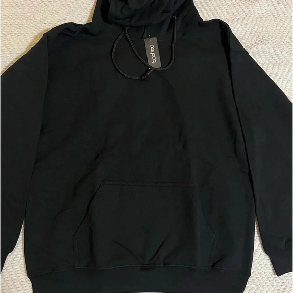 🖤 New Boohoo Butterfly Oversized Hoodie🖤 - Picture 3 of 5